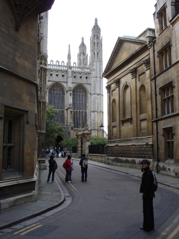 Right now we're approaching the back entrance the the chapel of King's College. Admission was 3 pounds, can you imagine that?